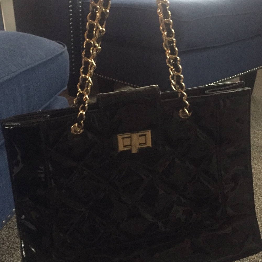 Black patent leather Aldo bag